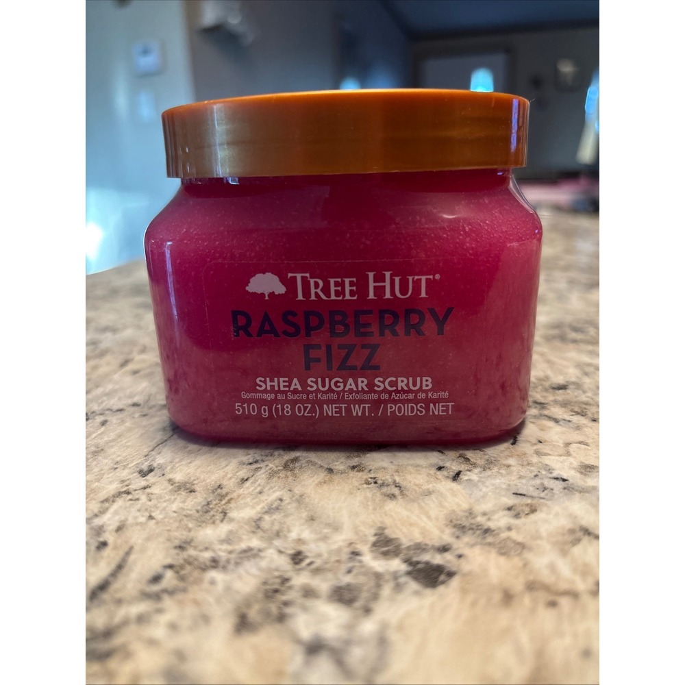 Tree Hut Raspberry Fizz Shea Sugar Scrub 18oz Exfoliating Body Scrub New